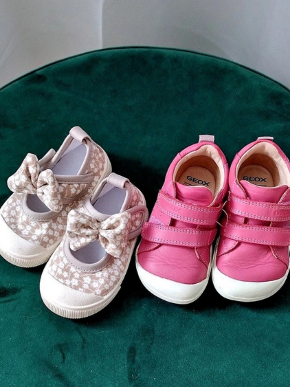 Baby Girl Baby Sneakers EU 21 Pink & White; EU 19 
Canvas Floral
